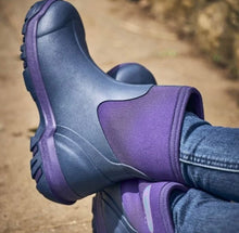 Load image into Gallery viewer, Grubs Women's Midline 5.0 Wellington Boots - Violet