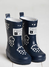 Load image into Gallery viewer, Grass & Air Navy Colour Revealing Welly