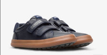Load image into Gallery viewer, Camper Pursuit K800415-002 Navy leather