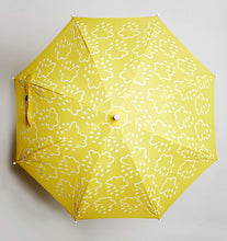 Load image into Gallery viewer, Grass &amp; Air Yellow Colour Revealing Umbrella